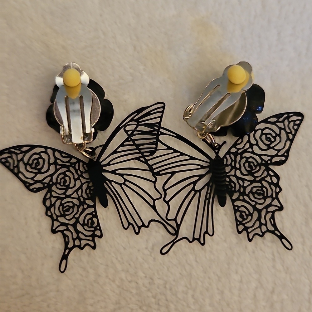 Vintage 1980s Black Rose Delicate Butterfly Goth Clip-on Earrings - Picture 7 of 7